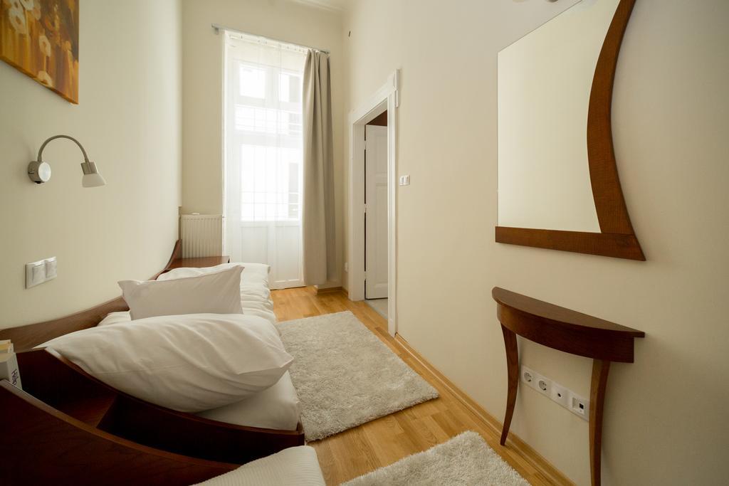 Family Buddha Apartment Budapest Eksteriør bilde