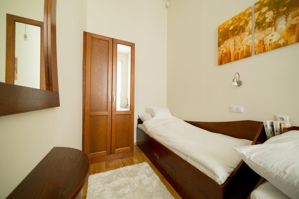 Family Buddha Apartment Budapest Eksteriør bilde